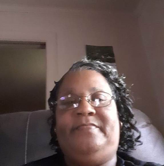 Meet your Posher, Phyllis - Picture 1 of 1